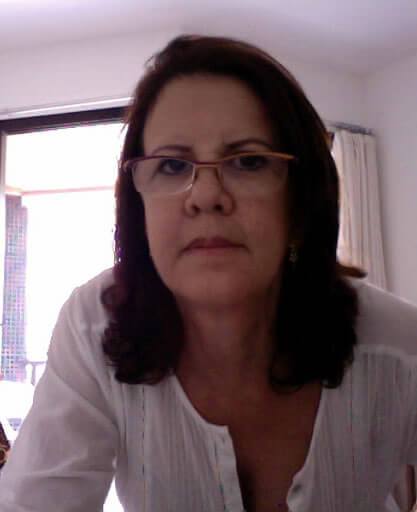 Especialista em Odontopediatria, Ortodontia, Dor Orofacial e Tratamento de Ronco e Apneia